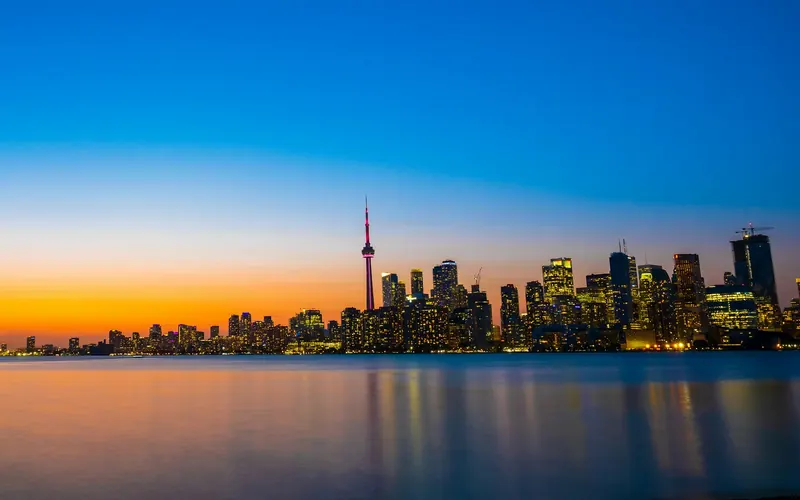 CN Tower and the Toronto skyline